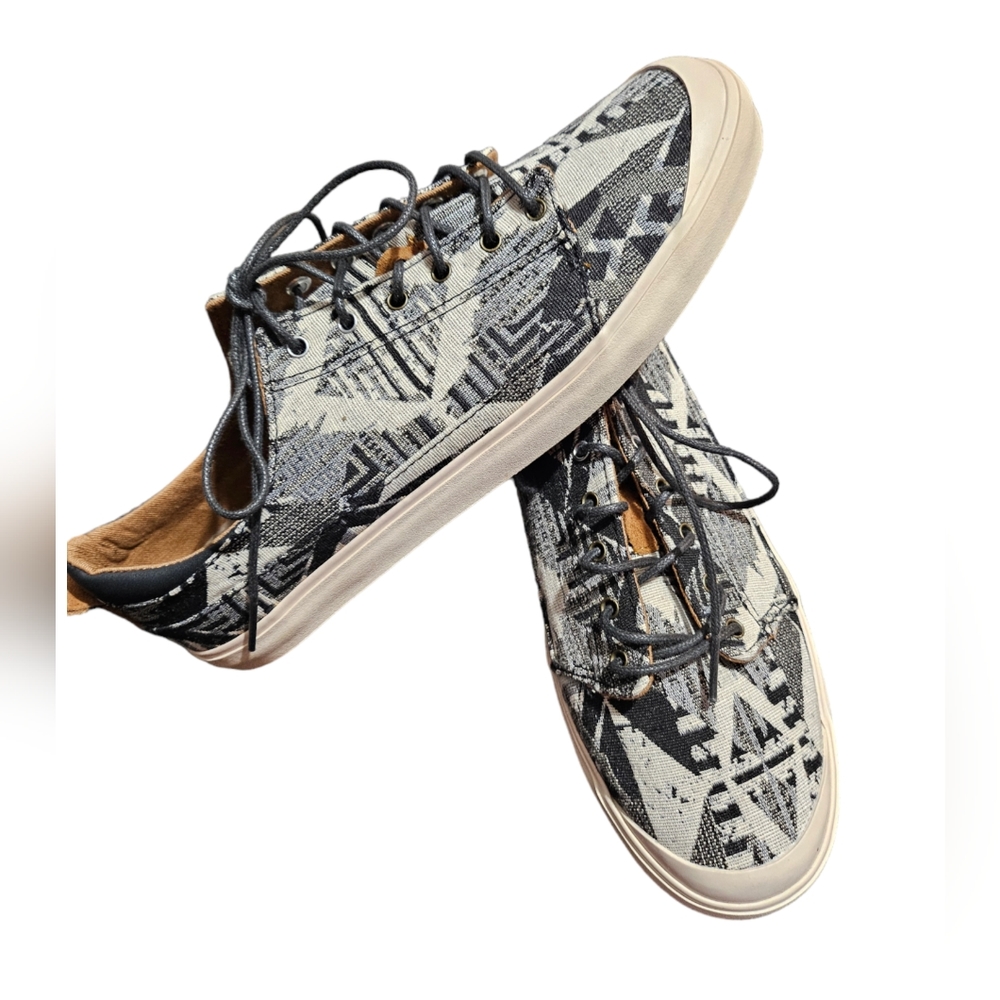 Reef sneakers woman shoes size 9